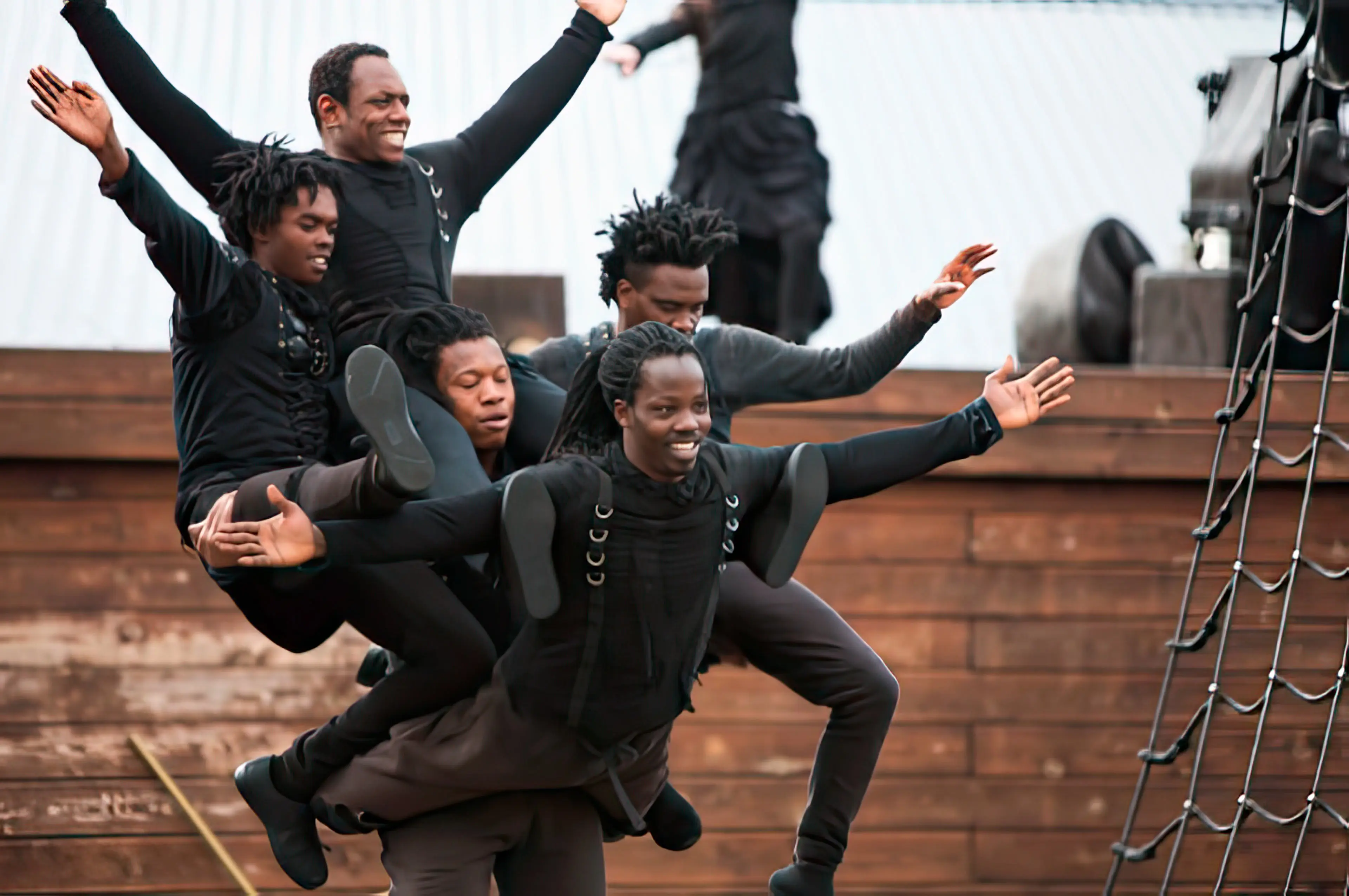 Unternehmen, das themenbezogene Musikbühnen baut Themenbühnengestaltung für Musikfestivals