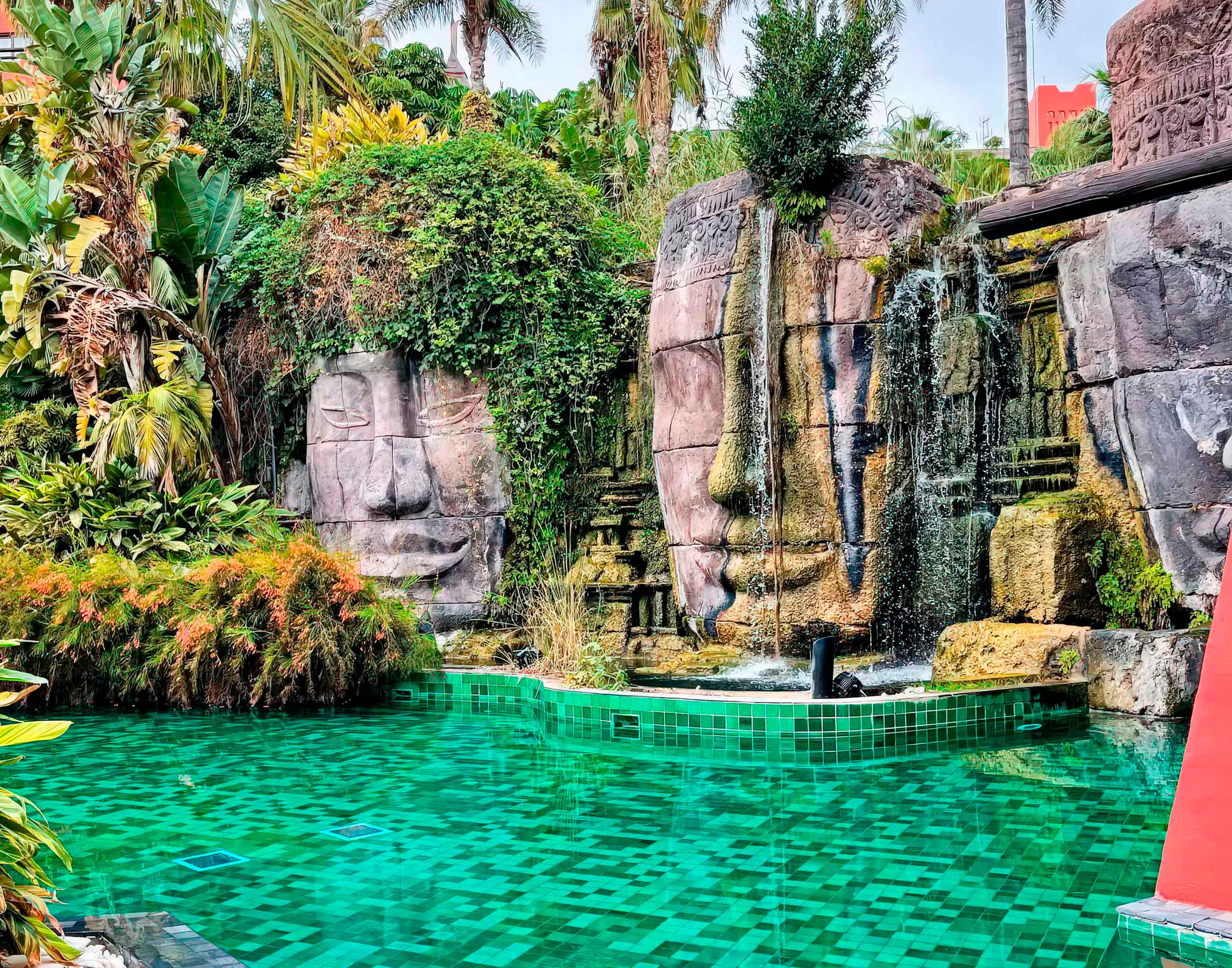 Entwurf und Bau von monumentalen Skulpturen Bau von monumentalen Skulpturen