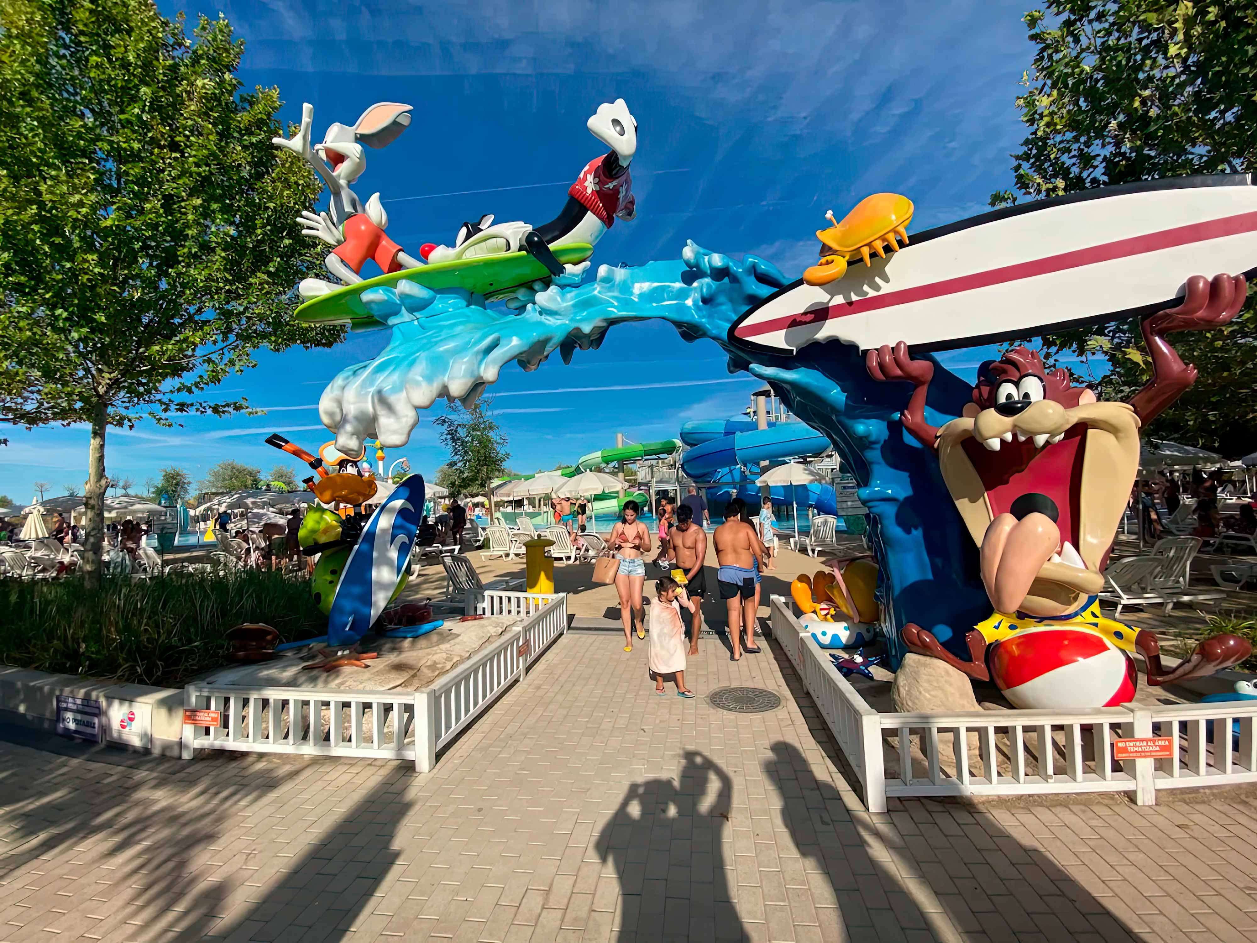 Entwurf und Bau von monumentalen Skulpturen Bau von monumentalen Skulpturen