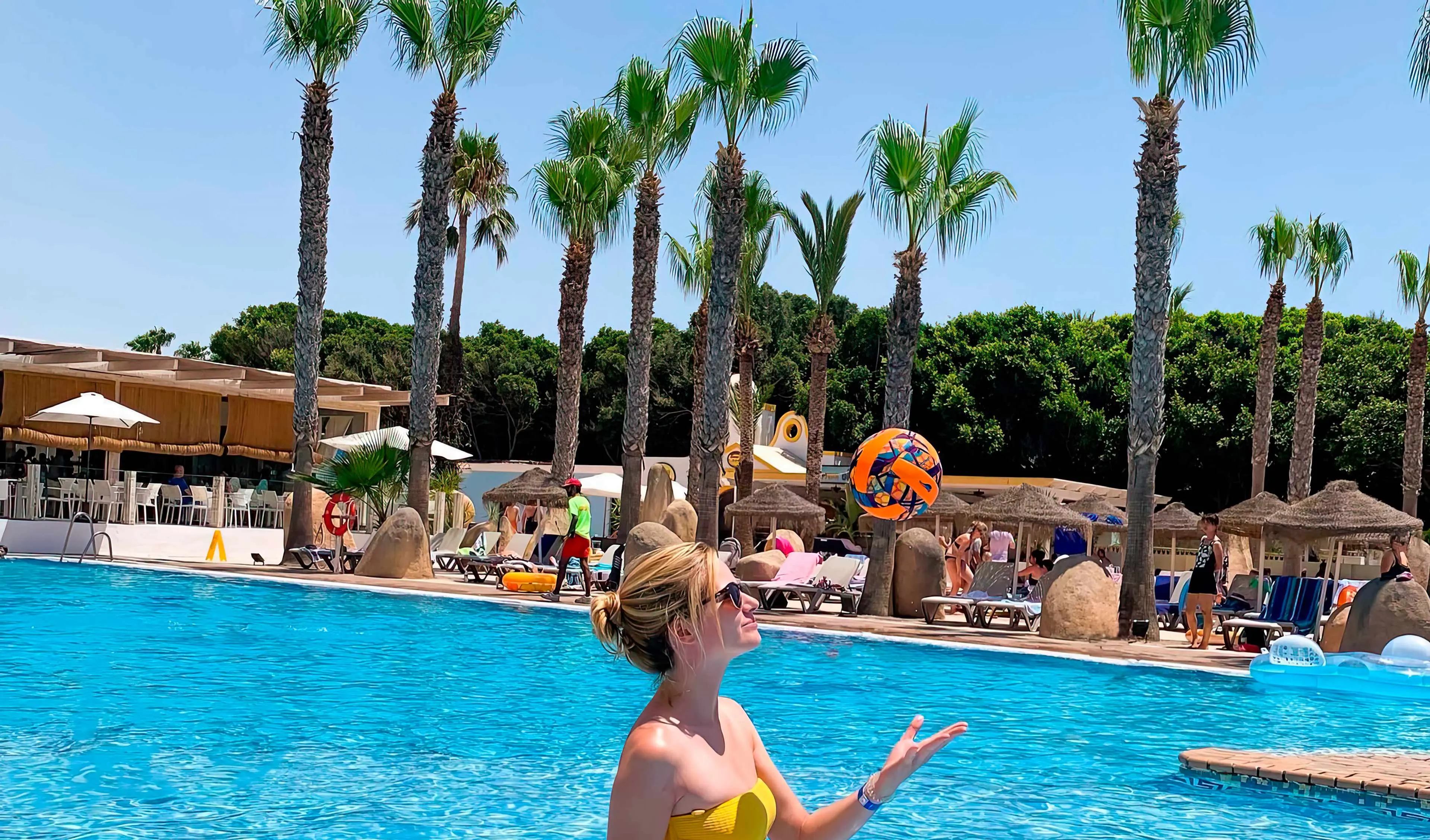 Themenschwimmbädern Bau von Themenschwimmbädern