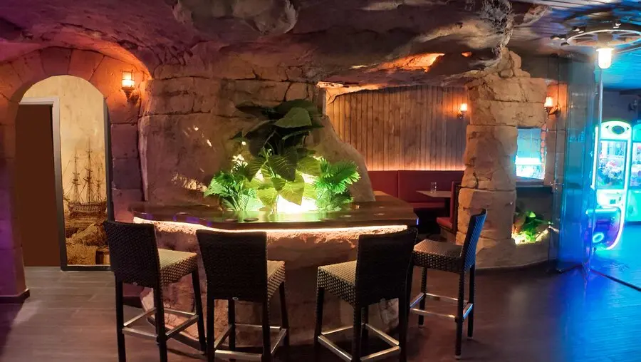themed restaurant design expert