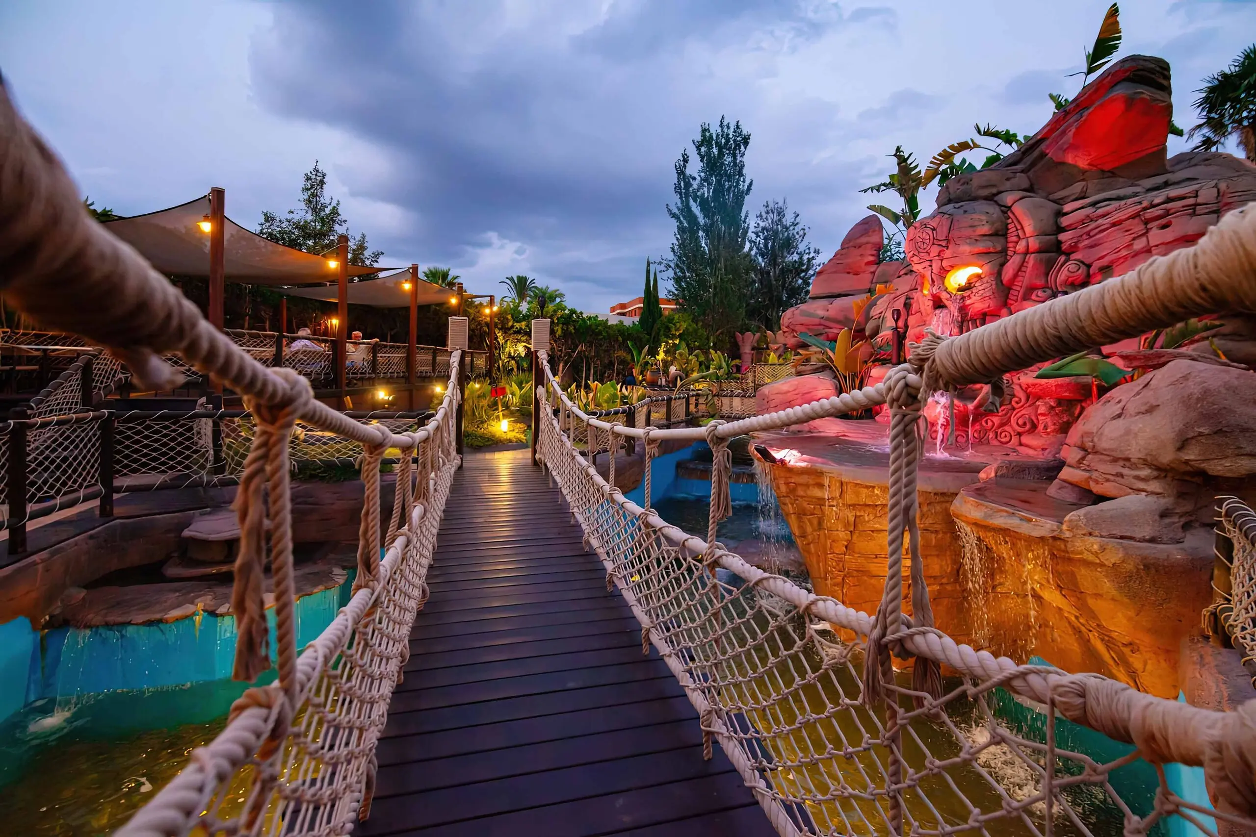 LOST ISLAND MINIGOLF