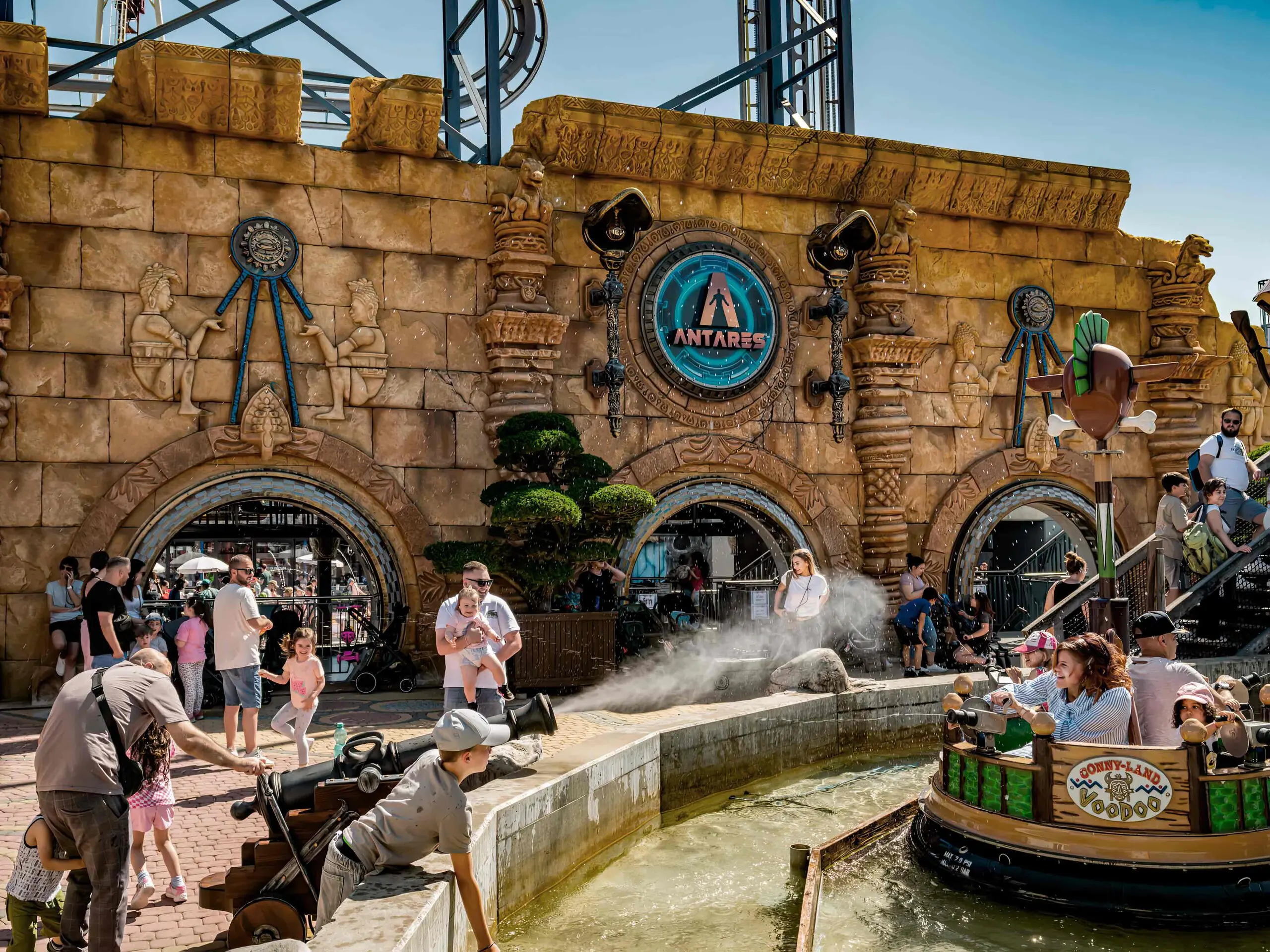 ANTARES CONNYLAND  DESIGNED BY DAVID THEMING WORKS