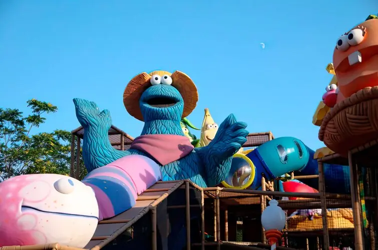PortAventura ride theming  <br />