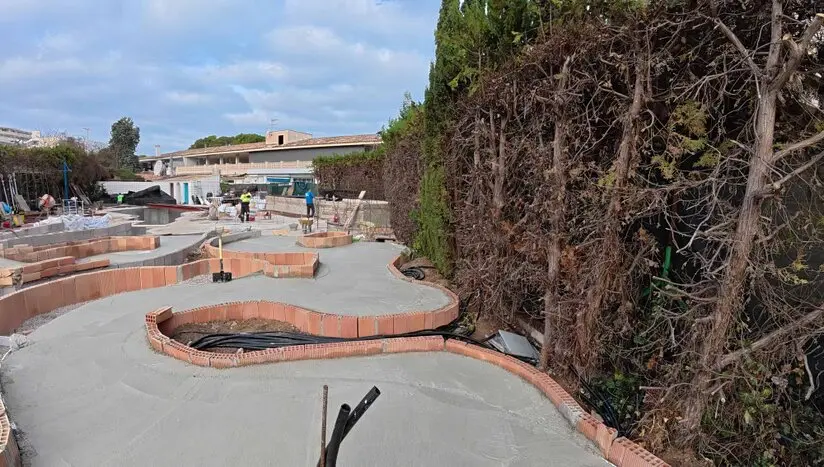 creative course theming mini golf course design