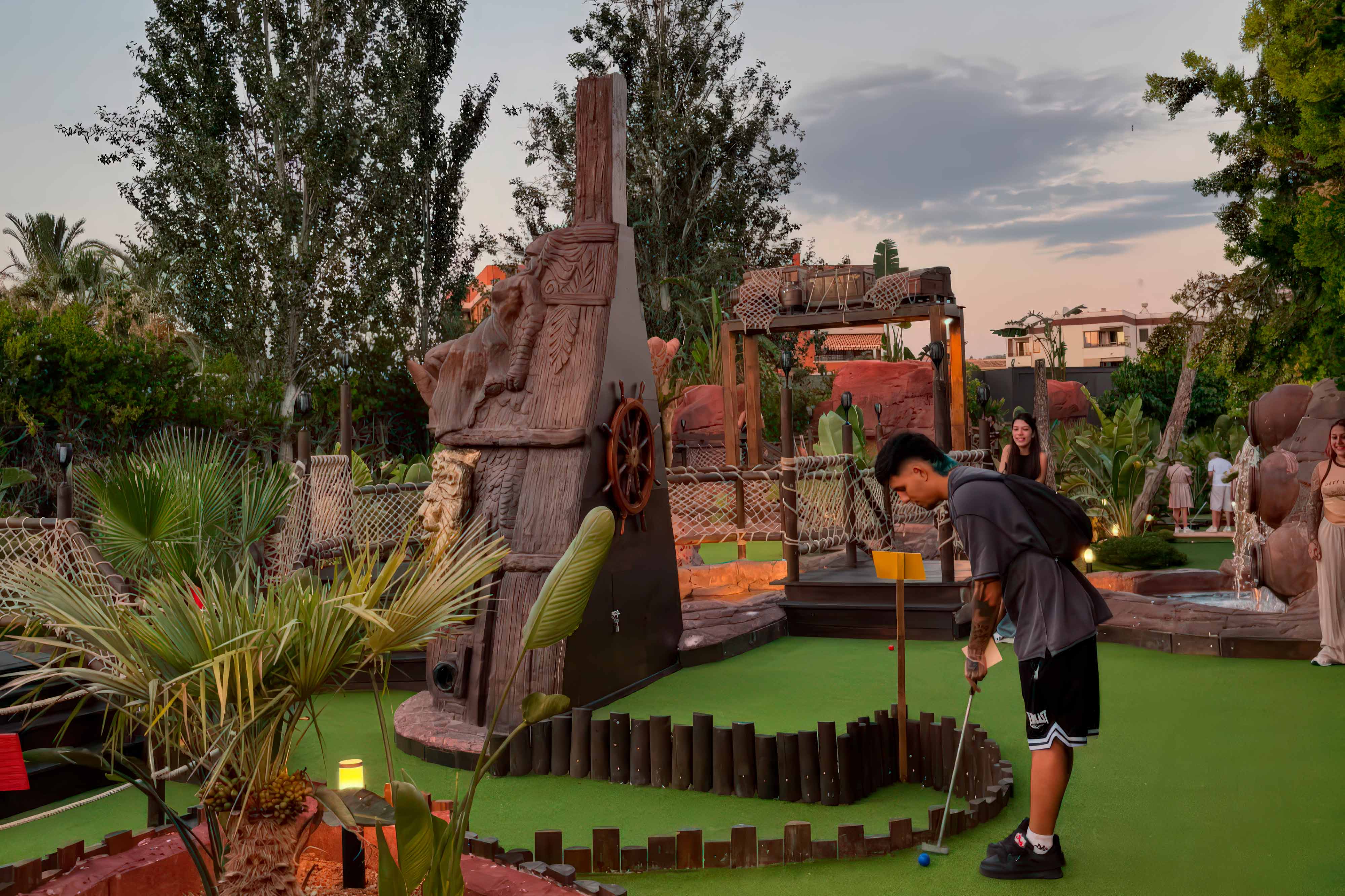 lost island minigolf mallorca david theming works