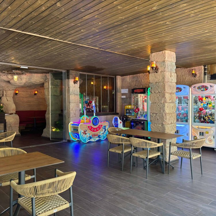 LOST ISLAND MINIGOLF MALLORCA