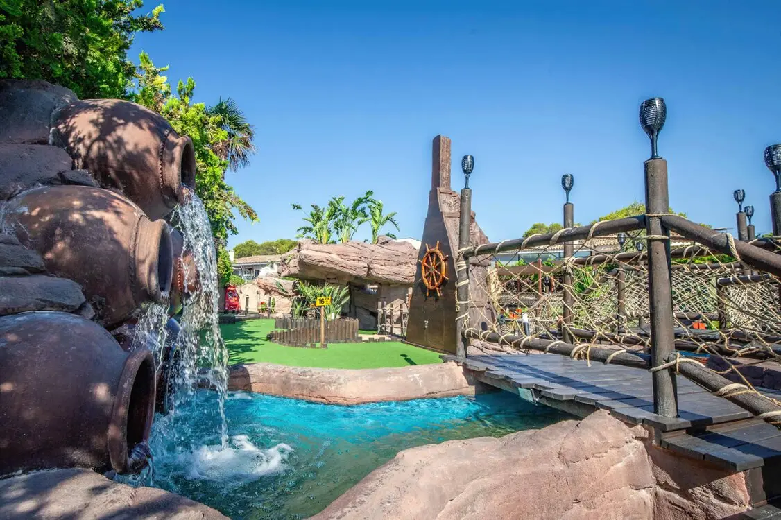LOST ISLAND MINIGOLF MALLORCA
