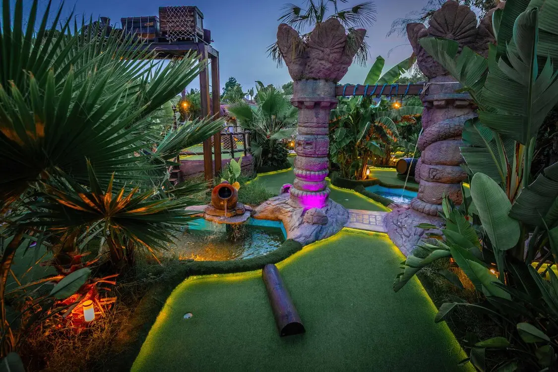 LOST ISLAND MINIGOLF MALLORCA