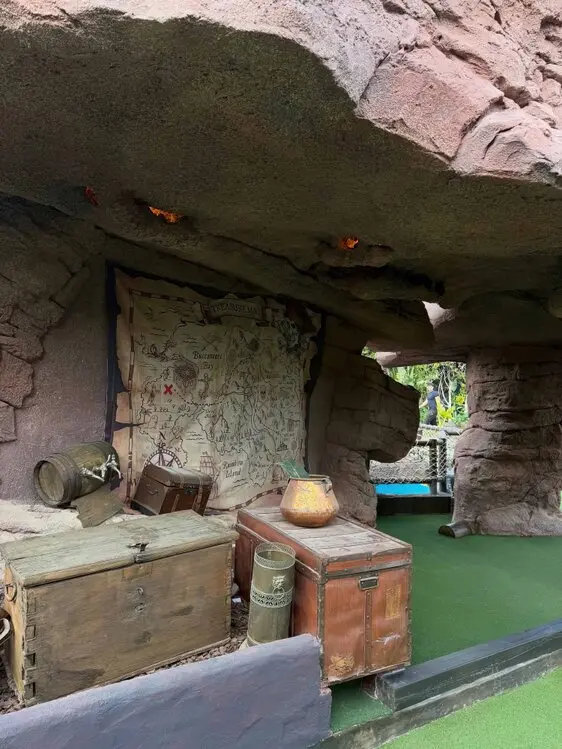 LOST ISLAND MINIGOLF MALLORCA