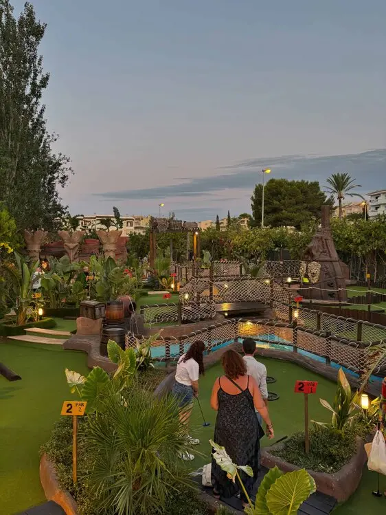 LOST ISLAND MINIGOLF MALLORCA