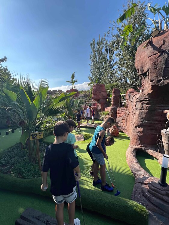 LOST ISLAND MINIGOLF MALLORCA