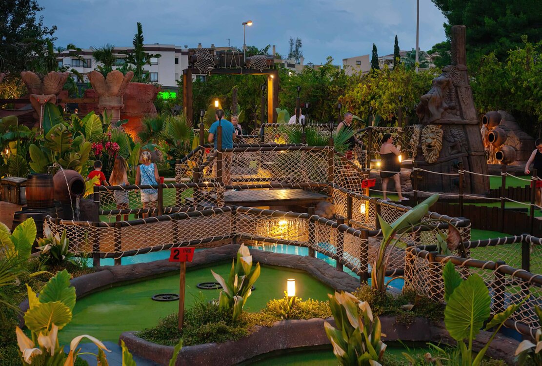 LOST ISLAND MINIGOLF MALLORCA