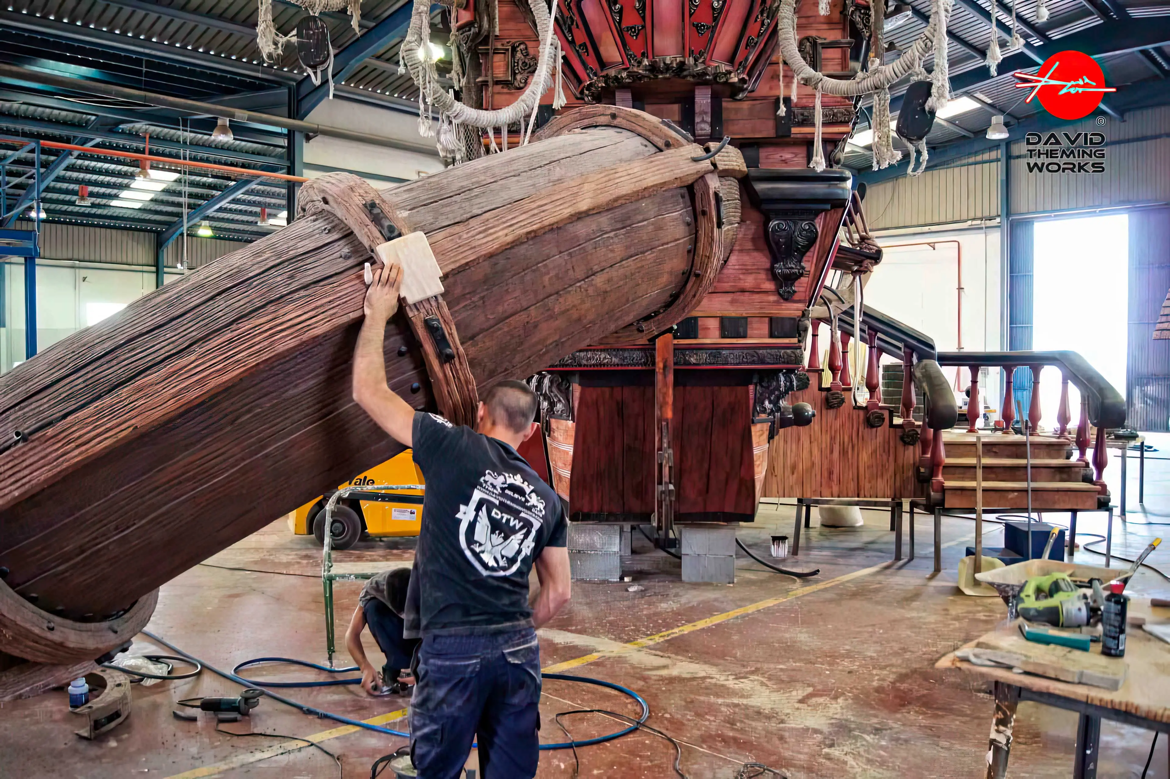 experiential spaces theme park construction