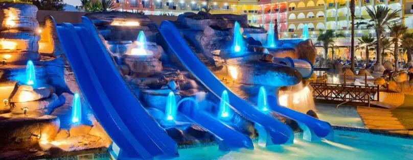 construction de piscines thématiques de luxe.6