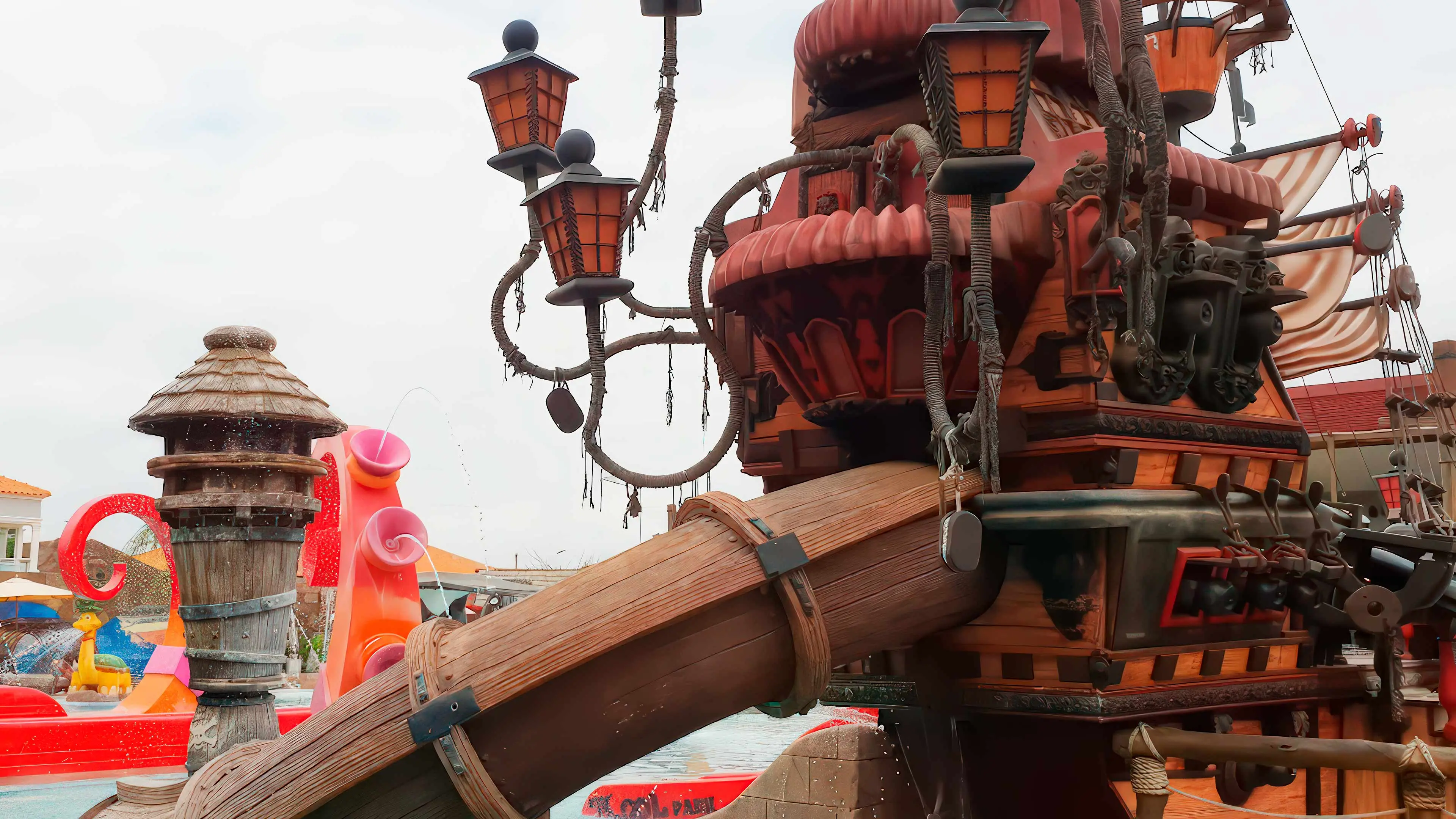 Conception et construction de bateaux pirates pour piscines Modèle de bateau pirate pour piscines