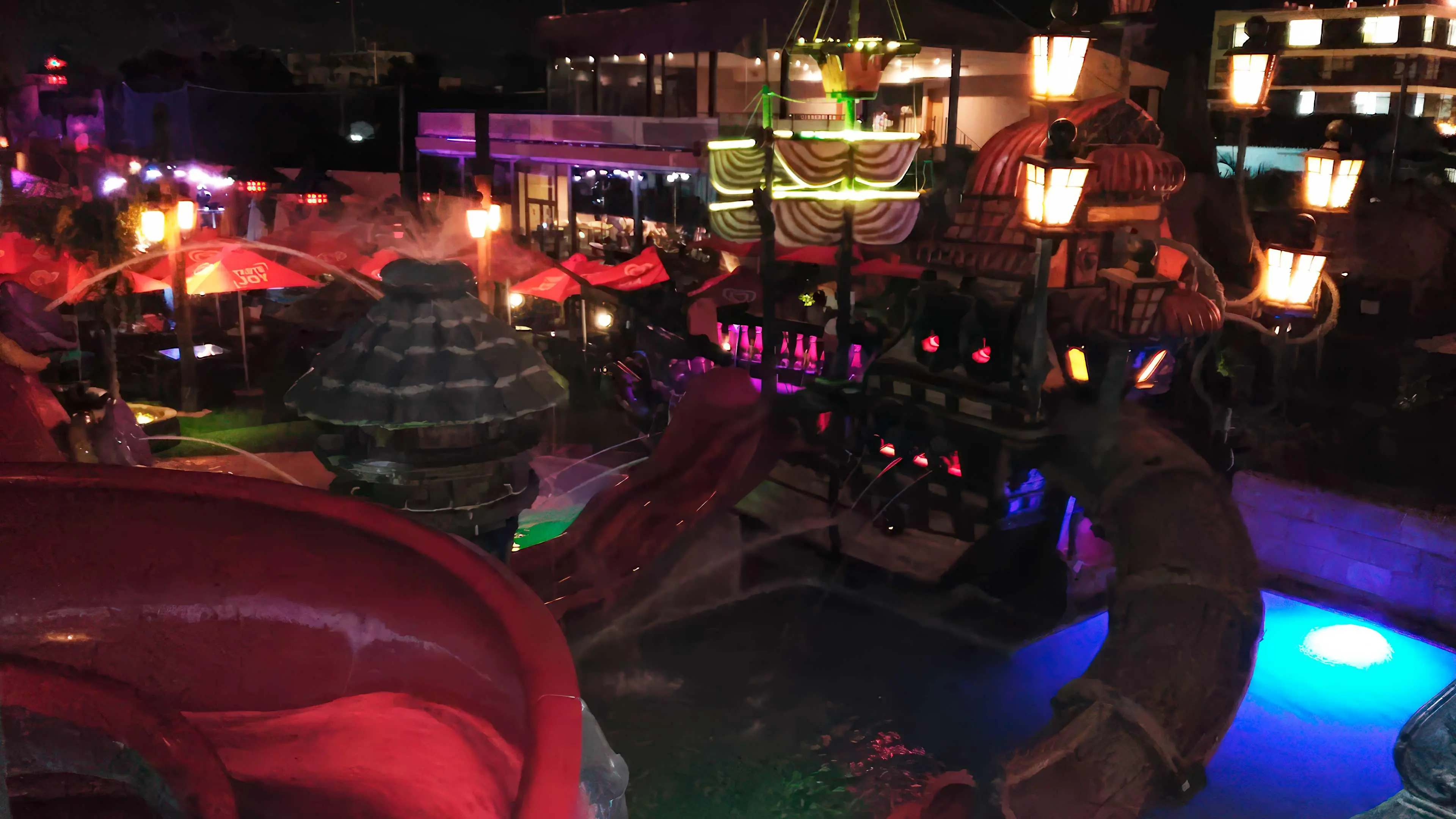 conception de piscine sur le thème des pirates conception et construction d'une piscine sur le thème des pirates