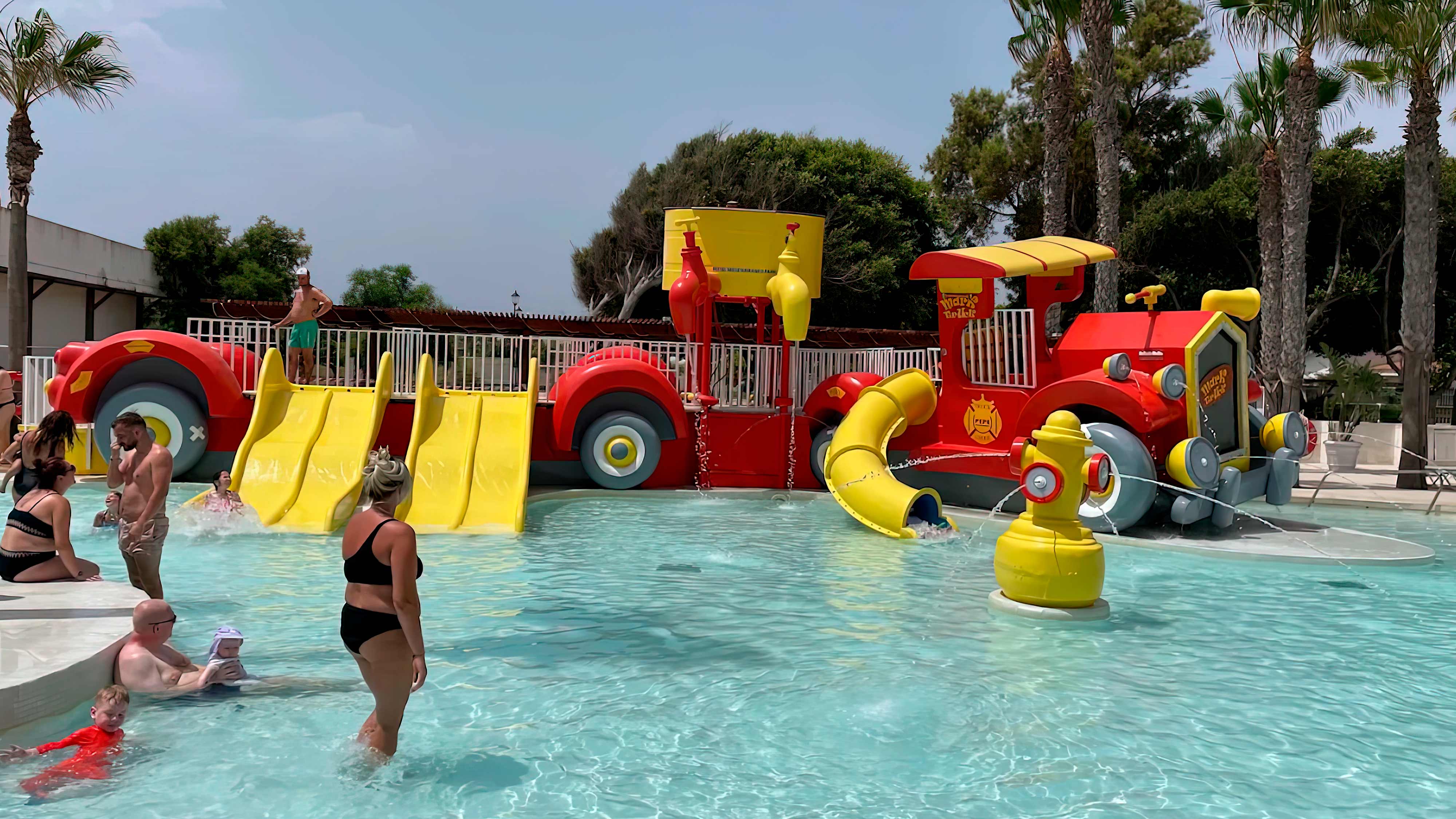 presupuesto de atracciones acuáticas para parque o hotel diseño de experiencias acuáticas para espacios recreativos